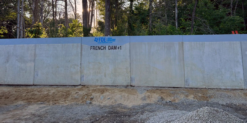 Reconfiguration of French Dam modules to new dam arrangement of 24 ft wide, decommissioned from start to finish in 90 minutes by a crew of only 4 workers and a 110-ton crane.