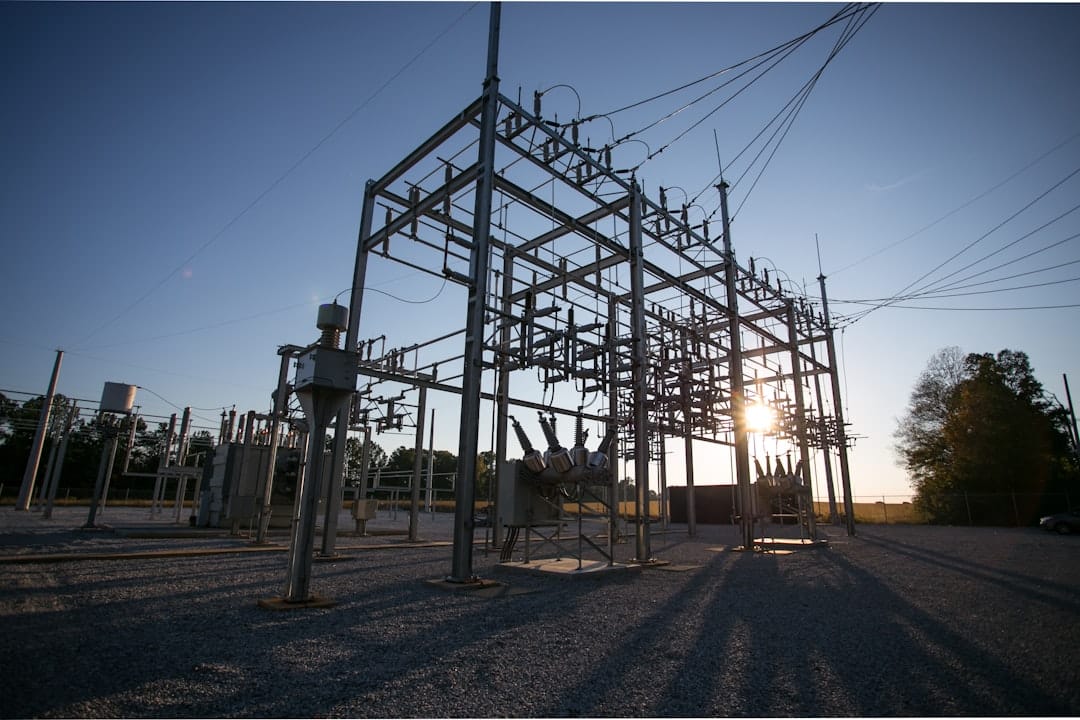 The Middle Ground: A Guide to Medium Voltage Grids